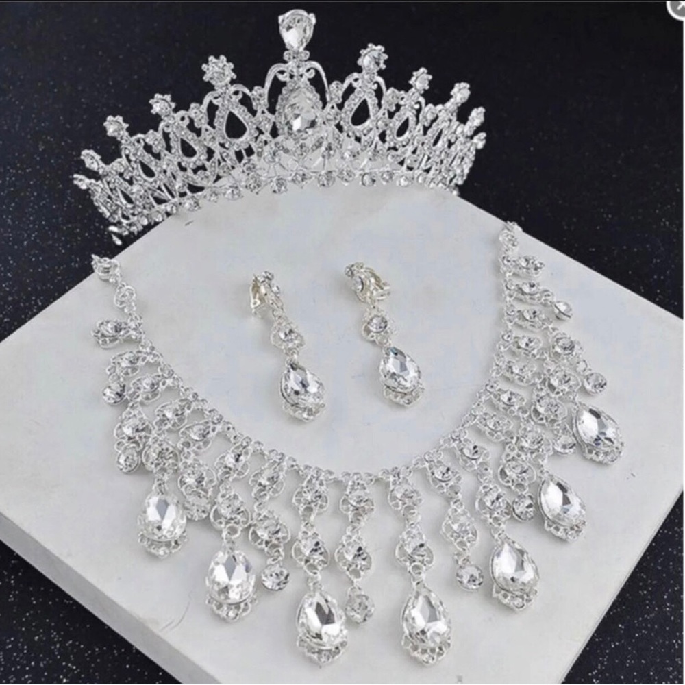 Bridal Necklace Earrings Crown Threepieces Set Wedding Jewelry Set